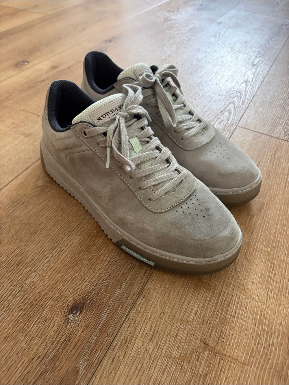 Scotch & Soda Men’s Tan Suede Low-Top Sneakers